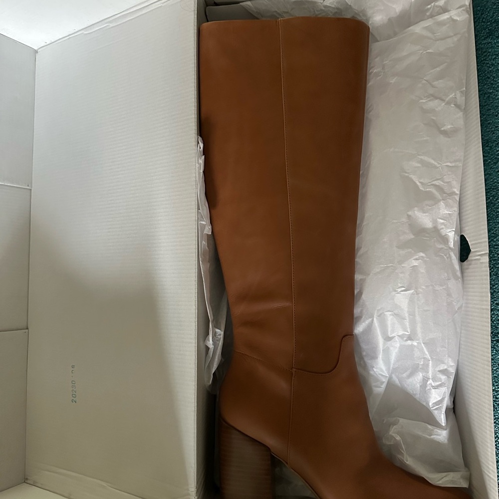 Nine West Brixe Boots brand new